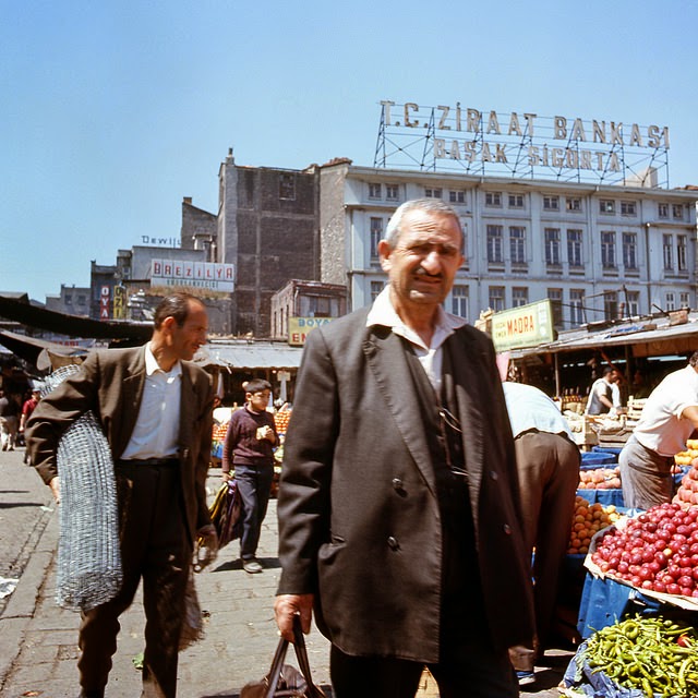  1971 İSTANBUL FOTOĞRAFLARI ( YÜKSEK ÇÖZÜNÜRLÜKLÜ / DÜN ÇEKİLMİŞ GİBİ )
