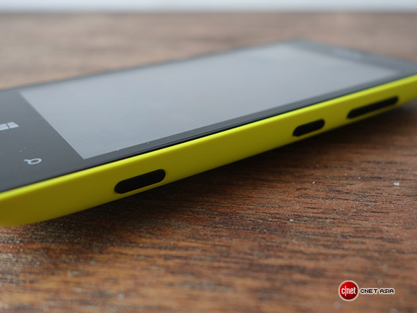 Lumia ailesinin yeni bütçe dostu üyesi karşınızda : Lumia 525