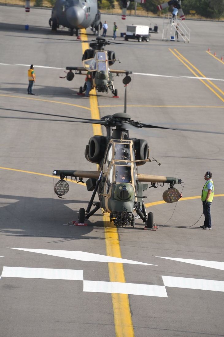  ATAK helikopterimizden bi görüntü  ( Yeni fotolar)