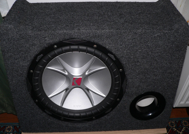 Kicker CVR12 + 18mm Kabin Dahil 200 Tl son fiyat. 