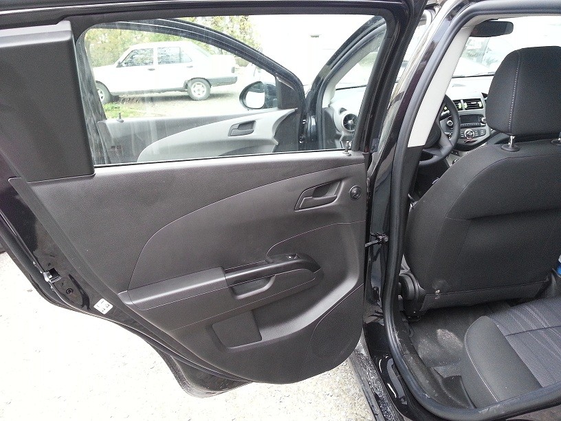  Yeni Aveo LT (HB,Sedan) Arka Hoparlör Soket Bağlantısı