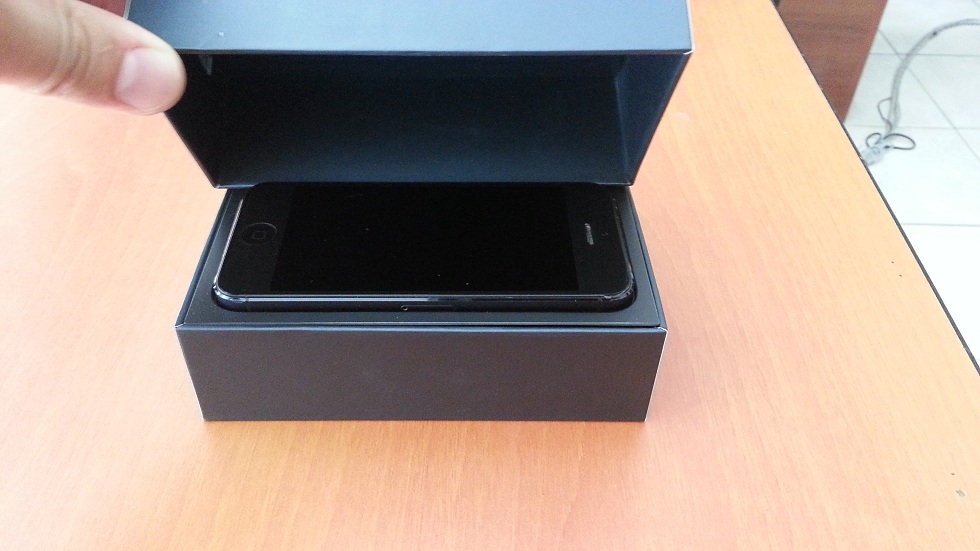  Satılık iphone 5 16 gb siyah.Turkcell den alınma.Genpa garantili.indirim.