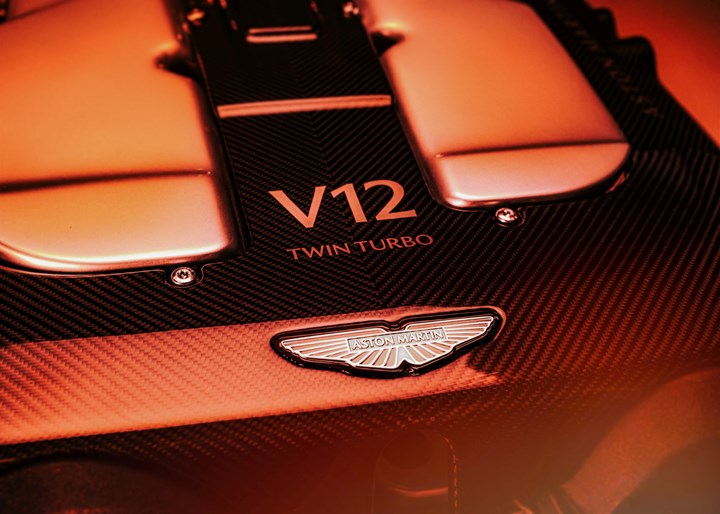 Aston Martin yeni V12 motorunu tanıttı: 835 beygir güç ve 1.000 Nm tork