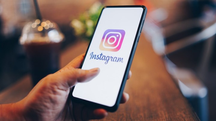 Instagram sebepsiz yere iOS kullanıcılarını uygulamadan atmaya başladı