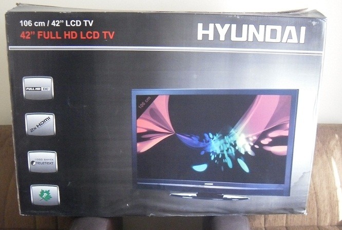  HYUNDAI 42'INC  V-1042  106 Full HD LCD TV // AOC 2036SA 20' 5ms LCD Monitör