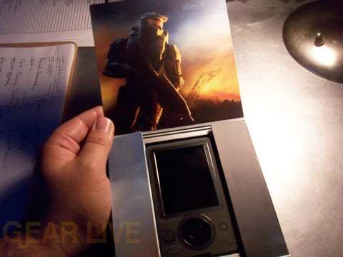  30 GB Microsoft Zune Halo® 3 Special Edition & İPOD İSTASYONU