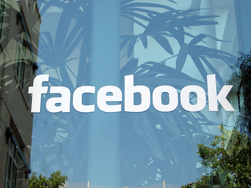Facebook, 2012'yi güçlü ekonomik verilerle uğurladı