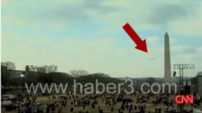 Şok şok!! Obama'nın töreninde Ufo görüntüsü  kaynak:cnn canlı yayını