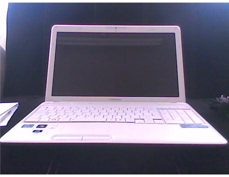  Toshiba corei5 beyaz notbook