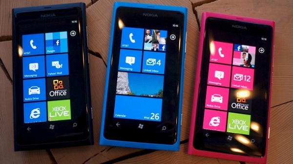 Nokia, 7 milyon Lumia serisi cihaz sattığını açıkladı