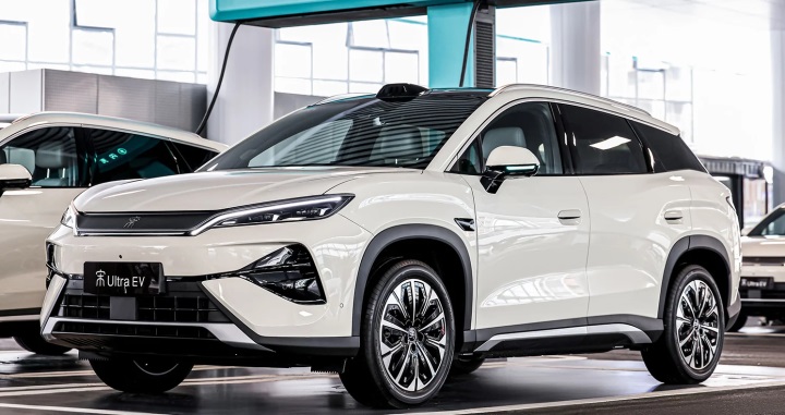 9 dakikada şarj olan BYD Song Ultra piyasaya çıktı: Sadece 21.000 dolar