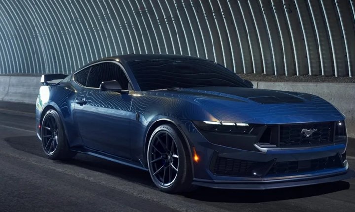 Yeni Ford Mustang'in güç ve tork verileri açıklandı: Dark Horse ile 500 hp güç