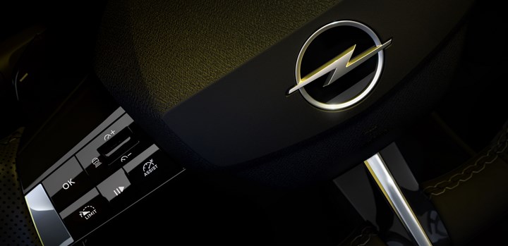 Yeni 2022 Opel Astra'nın tasarımından ilk ipuçları geldi!