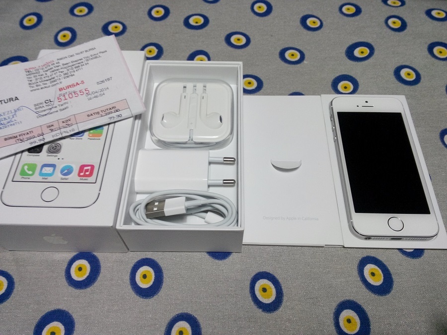  SATILDI - iPhone 5S Gümüş Beyaz 16GB - Sıfır Kullanılmamış