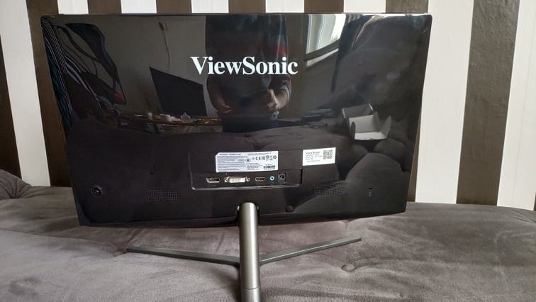 [SATILIK] ViewSonic 24" 1080p 1Ms 144Hz Freesync Curved Oyuncu Monitörü - VX2458-C-mhd