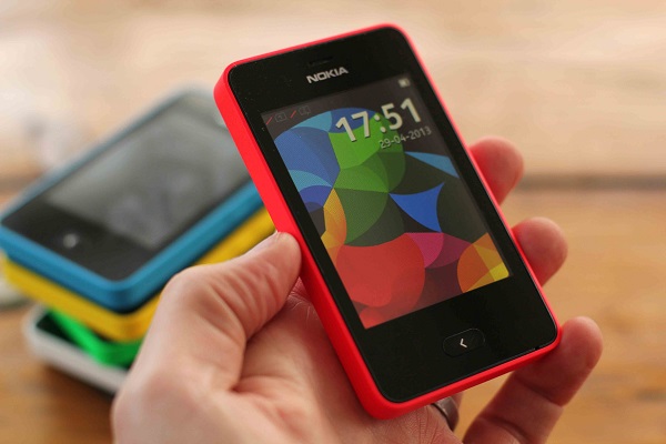 Nokia Asha 501 üçüncü çeyrekte ülkemizde satışa çıkacak