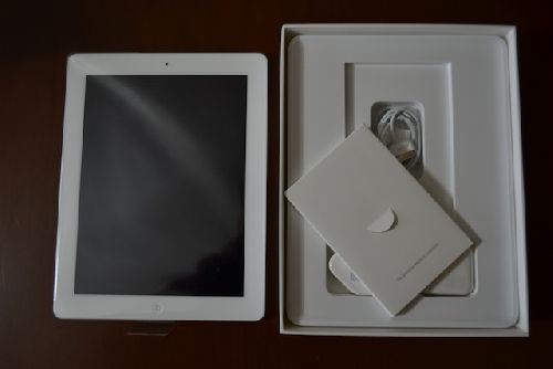  Yeni iPad - iPad 3 - TR Garantili Faturalı 16 GB WiFi Beyaz - SATILMIŞTIR