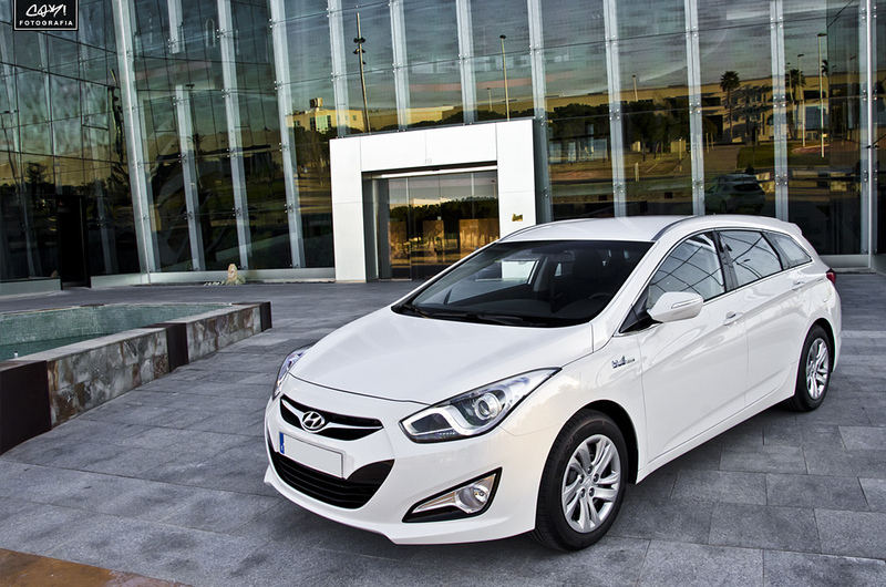  Yeni 2012 Hyundai i40 CW Blue Drive 1.7 CRDi 136 hp Resimli İnceleme