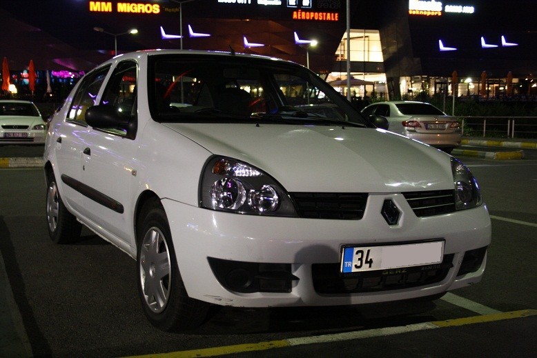  İstanbuldan 2007 Model Diesel Renault Clio 1,5 DCİ Klimalı Sahibinden Satılık