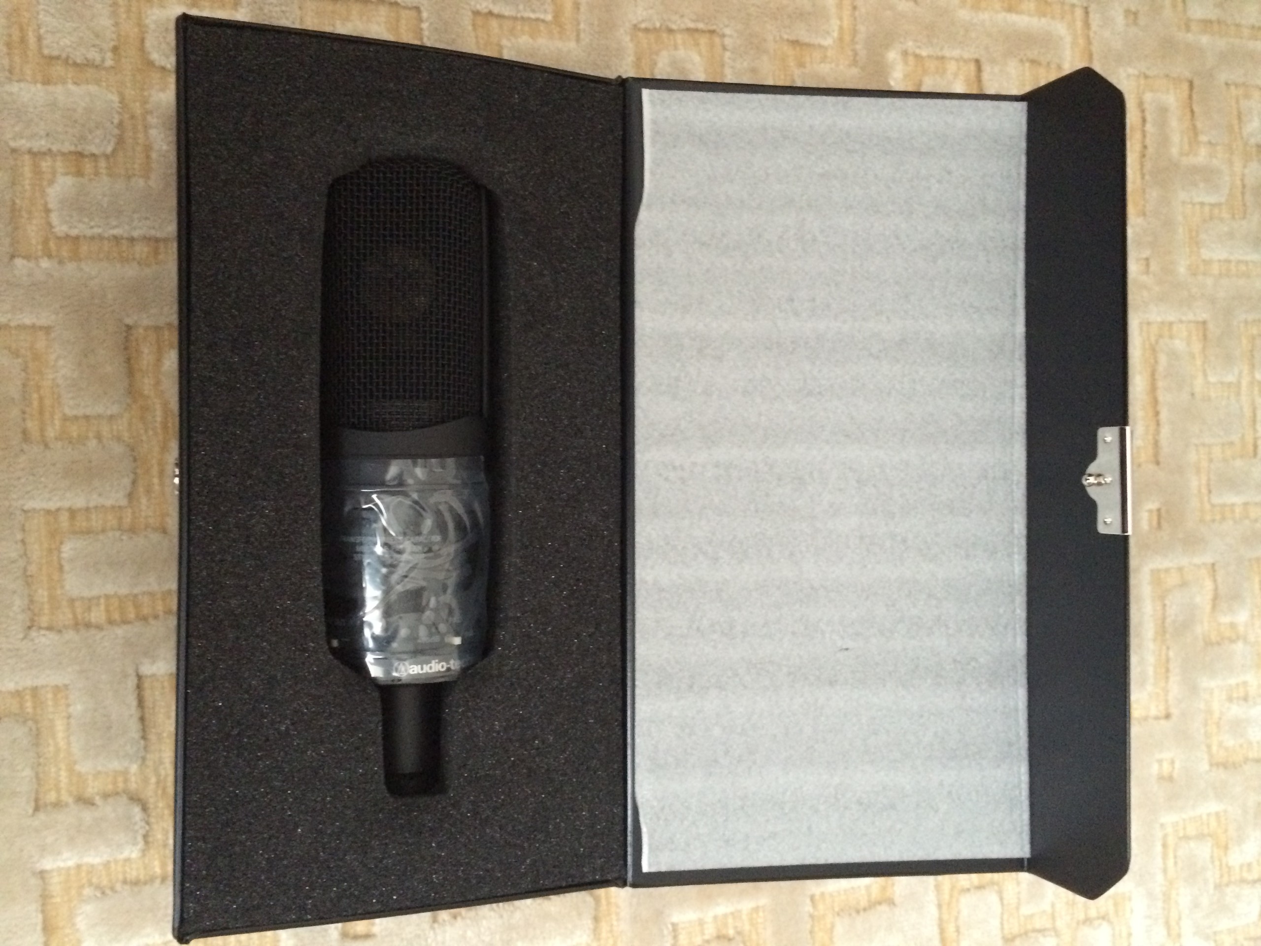 Satılık Audio Technica AT4050 mikrofon