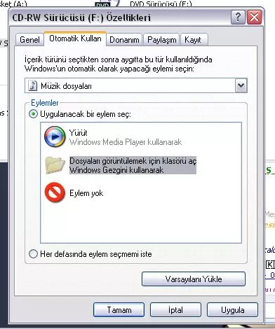  otomatik açılan cd..