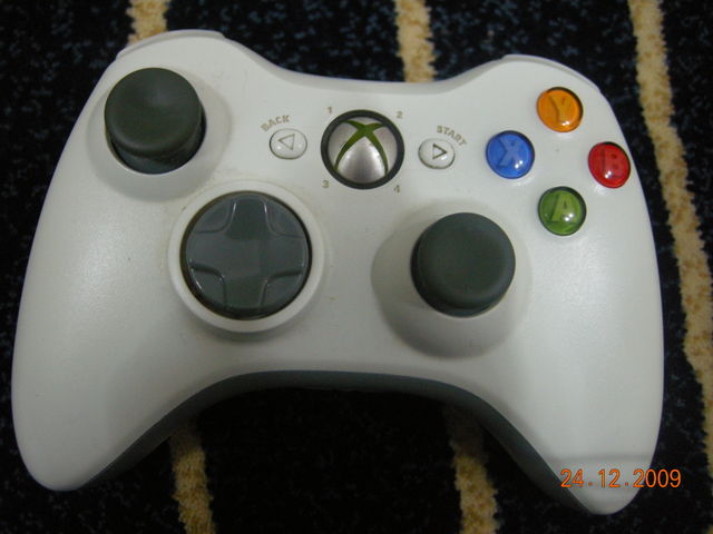  XBOX360 KABLOSUZ GAMEPAD TEMİZ 50 TL YE PS3 KOLLA TAKAS YADA HARİCİ HDD LE