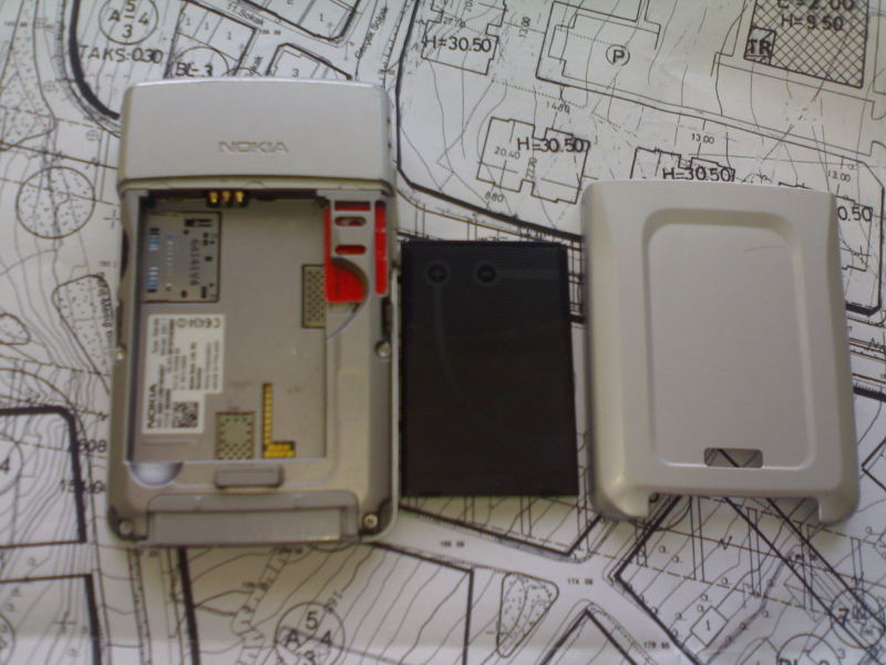  ...::: SATILIK TERTEMIZ NOKIA E61 & ALINIK CEP TELEFONU :::...