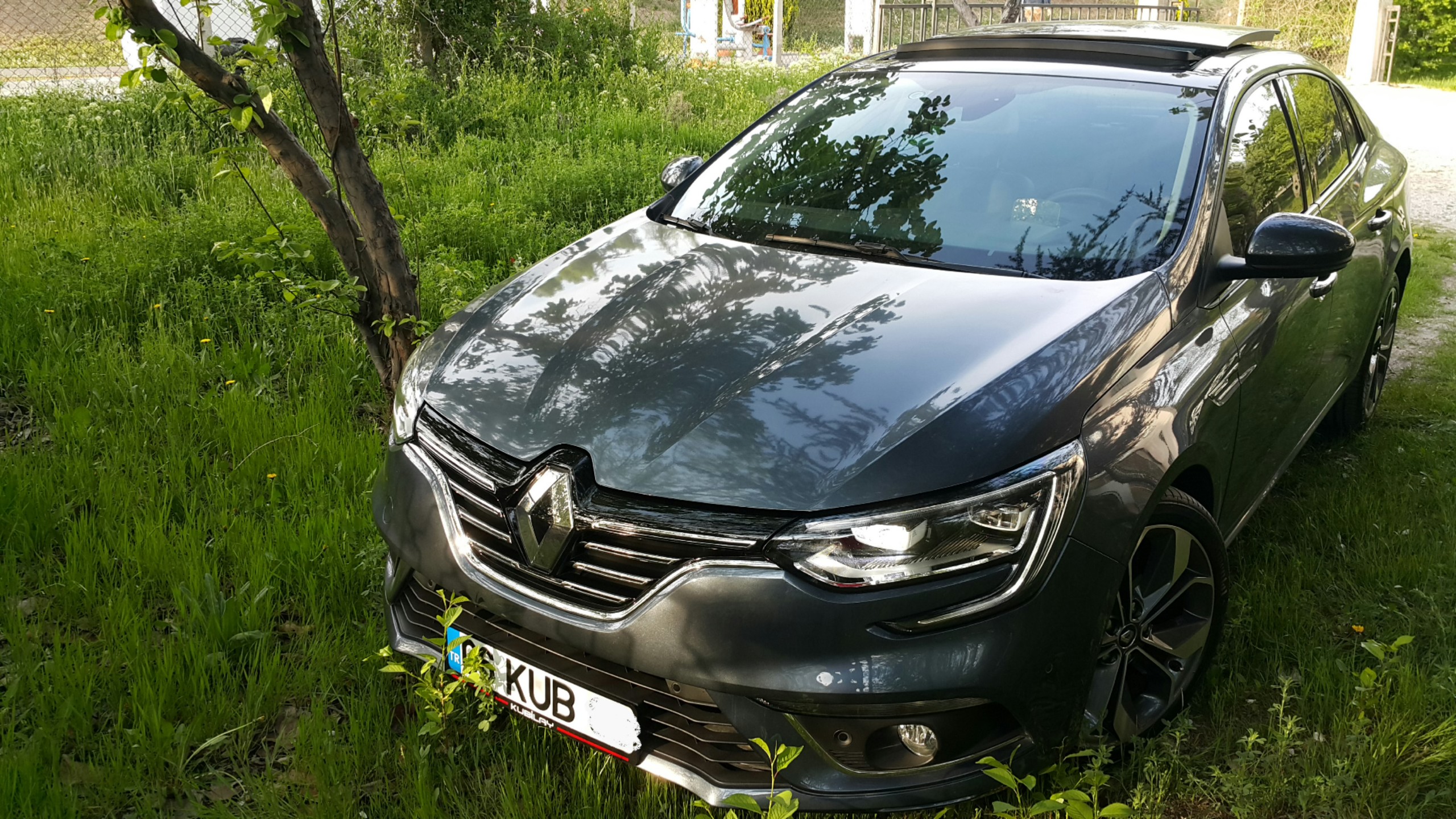 @@ 2024 Kia XCEED alındı @ 2015 C180 Exclusive @2020 Tucson @2016 Renault Megane 4HB  1.5dci EDC  @@