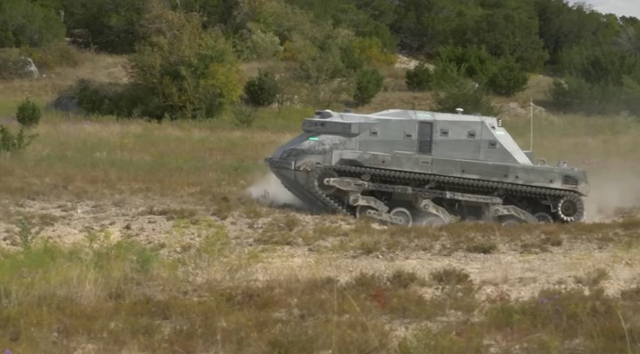 ABD, yeşil gözlü 12 tonluk otonom tankını test ediyor
