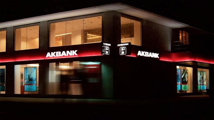 Akbank kredi kartı ekstreleri ikiye katlandı! İşte Akbank'tan ilk açıklama