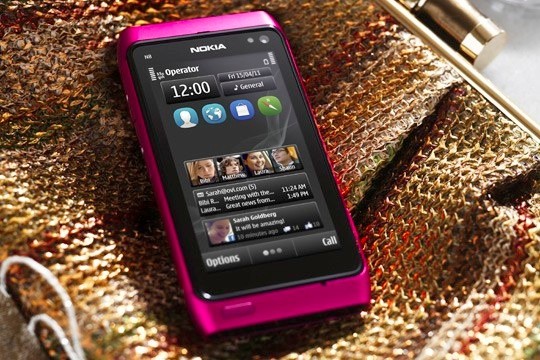 Nokia, MeeGo ve Symbian ile yollarını 2014'de ayırabilir