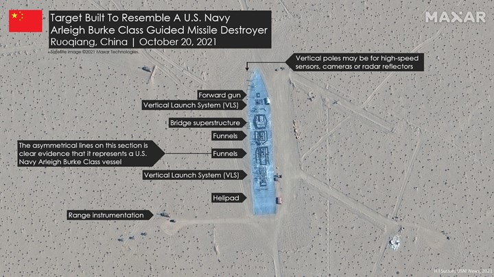 Çin, füze denemeleri için çölde ABD uçak gemilerinin maketlerini inşa etti: İşte uydu görüntüleri