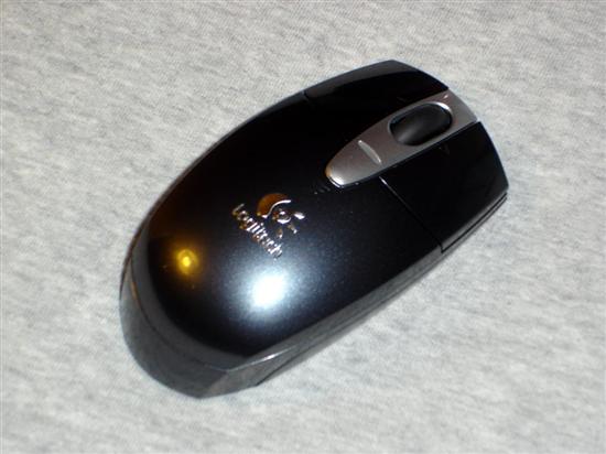  Logitech V200 Cordless Notebook Mouse 30 YTL