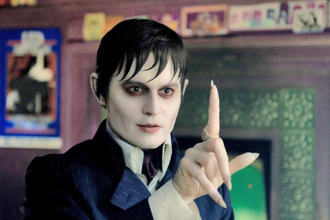  Dark Shadows (2012)