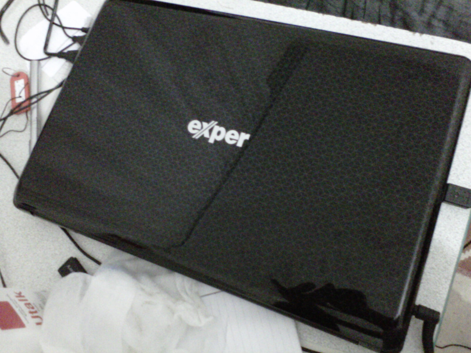  exper notebook  350 lira p6200 işlemci 2gb ram