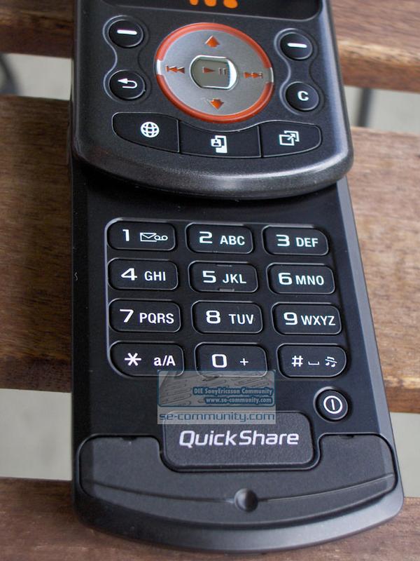  <<--W900i ANA TOPiGi-->>  (W900 hakkında herşey)