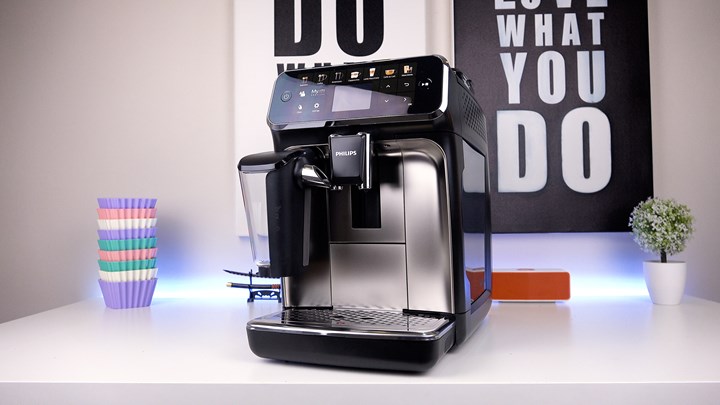 Philips EP5447/90 Tam Otomatik Espresso makinesini denedik “Artık dışarıda kahve içmek istemeyenler için çözüm“