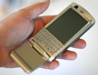  Sony Ericsson P990i 250YTL...!!!