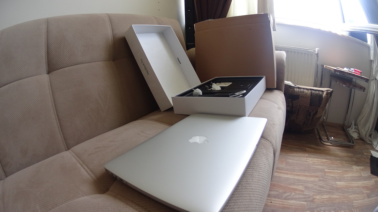  Apple Macbook MGXC2TU/A  Cİhazda yok yok