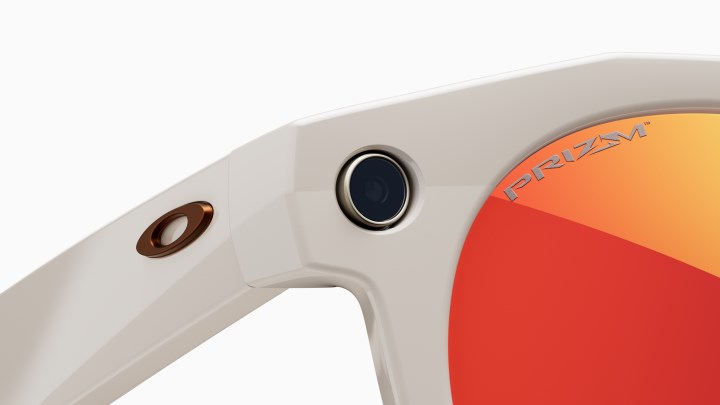 Oakley Meta akıllı gözlük tanıtıldı