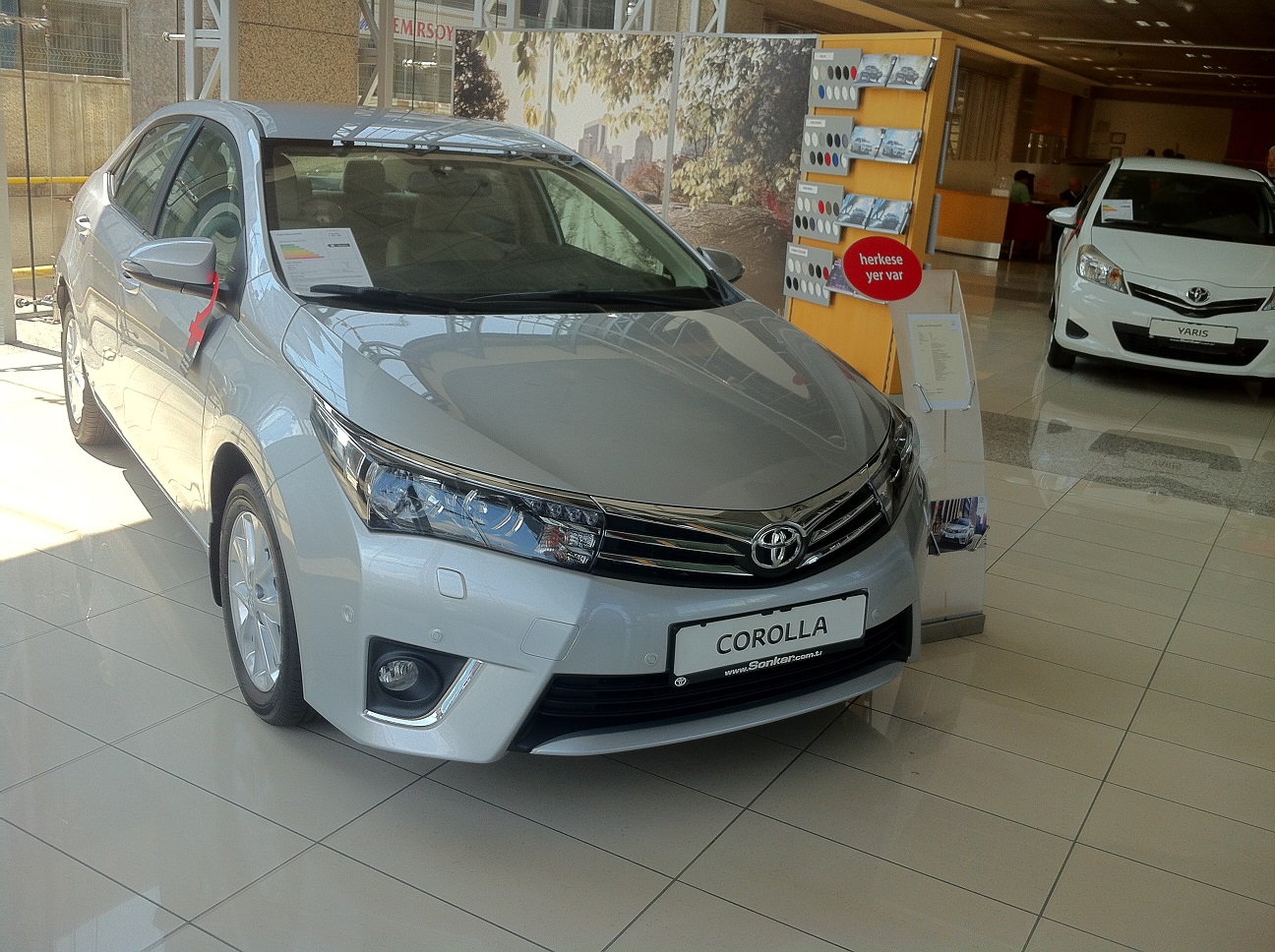  Yeni Corolla, 1.4 d4d MMT ve 1.6 Multidrive s: Test Sürüşü, İncelemesi ve Karşılaştırması.