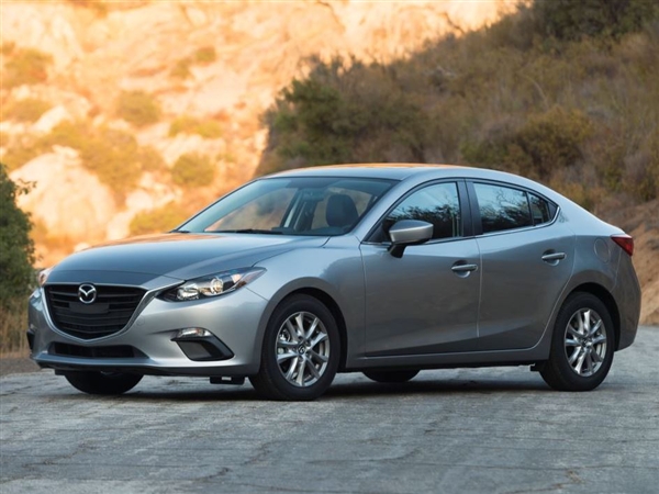  yeni Mazda 3 ( axela ) video eklendi