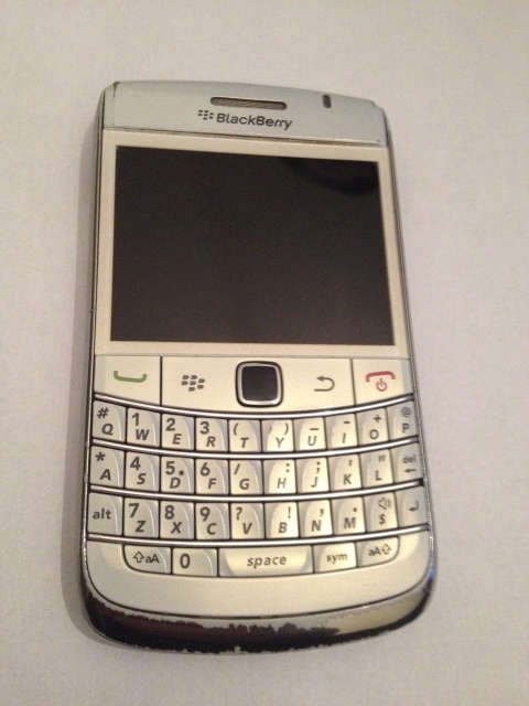  ---SATILMIŞTIR--- BLACKBERRY BOLD 9780