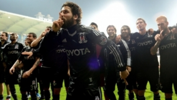  Şeytan Rıdvan: F. Bahçeyi mahveden Kasımpaşa'ya 3 attılar. Beşiktaş Kolay lokma değil