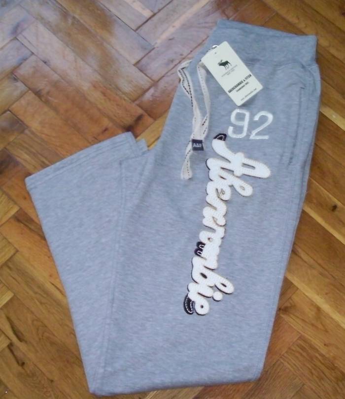  ABERCROMBİE ERKEK EŞOFMAN 10 TL