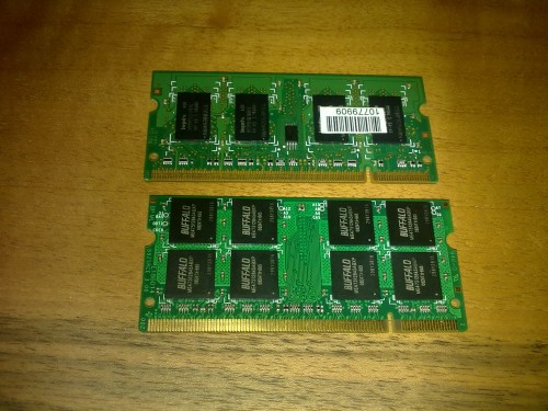  2x1 gb DDR2 667Mhz Laptop Ram