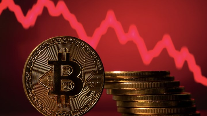 Bitcoin fiyatı yeniden 22 bin dolar