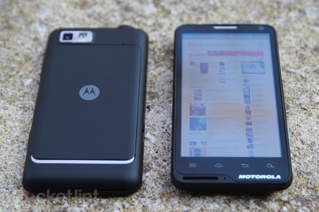  MOTOROLA MOTOLUXE XT615 almayı düşünüyorum önerilmisiniz?