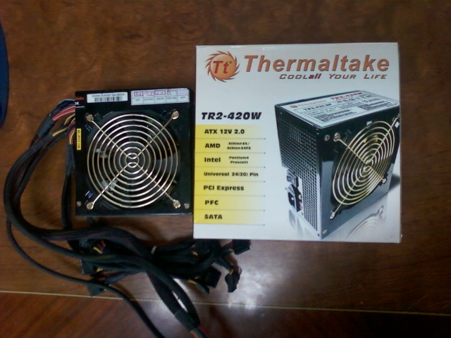  Thermaltake 420W TR2 Power SATILDI