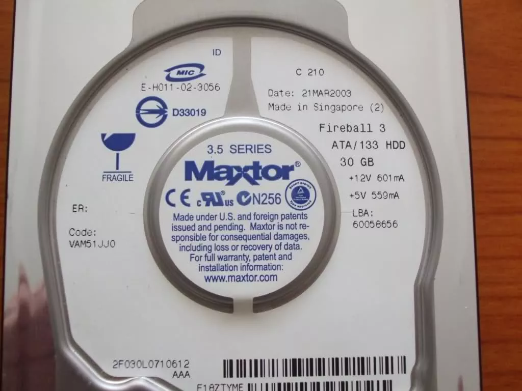  Maxtor 30 GB | Seagate 120 GB IDE Hard Diskler